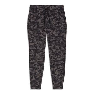 Lululemon Ready to Rulu Jogger